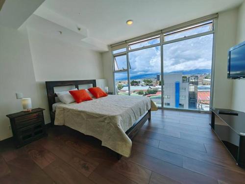 Carmen Apartamento | 706 Torres Los Yoses Hermoso apartamento en Barrio Escalante con Parqueo