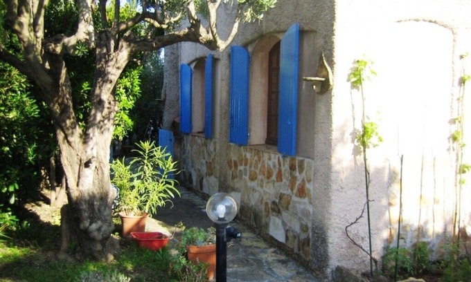 Roquefort-la-Bedoule Apartamento | Apartamento de 70 m², situado en una zona tranquila en las colinas, a solo 10 minutos del mar.