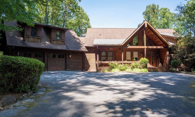 Bear Lake Reserve Casa | 71 Fallsbrook Drive at Bear Lake Reserve