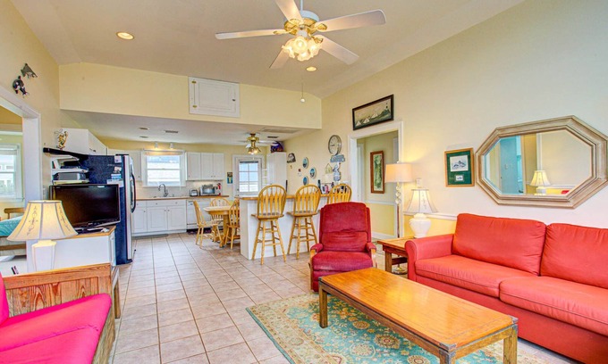 South Nags Head Casa | 7135 Sweet Caroline * 1 Min Walk to Beach