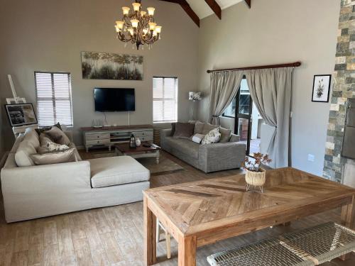 George Casa | 73-on-Trafford in Kingswood Golf Estate