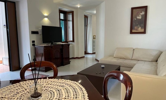 Cava de' Tirreni Apartamento | 75 sqm apartment Excellently served, Free parking 24h