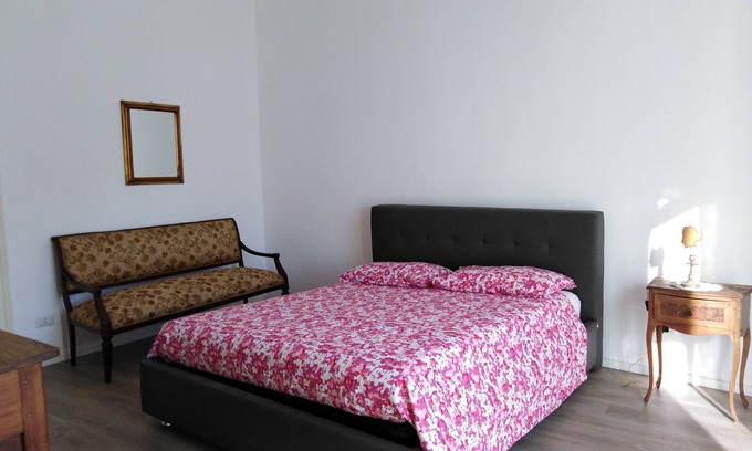 Old Town Apartamento | Apartamento de 75 metros cuadrados a un paso de las atracciones turísticas de Bari