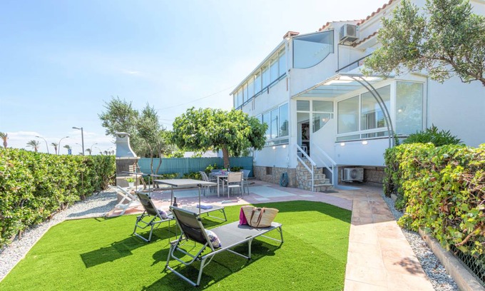 Empuriabrava Apartamento | 77 m² Apartamento ∙ 2 habitaciones ∙ 5 huéspedes