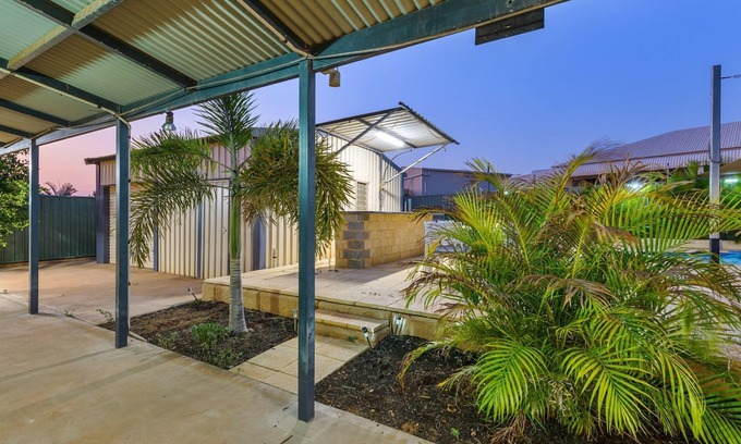Exmouth Casa | 79 Nimitz Street - Pool and Pet Friendly