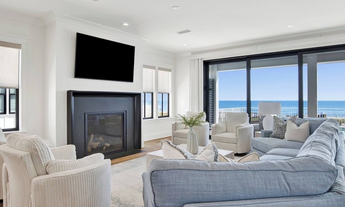 Ono Island Casa | 7BD/7BA Luxury Gulf-Front Home w/ Private Pool + Beach Access