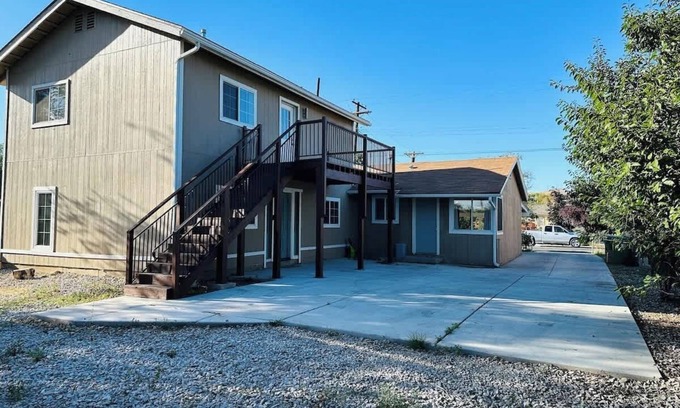 Northeast Reno Casa | 7Bedroom|3Bath|Sleeps21|9TVs