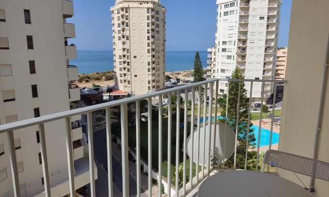 Armacao de Pera Apartamento | 7C Castelo - Casas & Papeis
