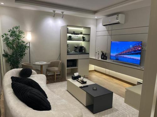 Al-Rawdah Apartamento | 7sky Studio