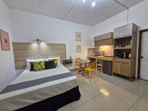 La Libertad Apartamento | 8 Beach Suite w/pool by Madrigera