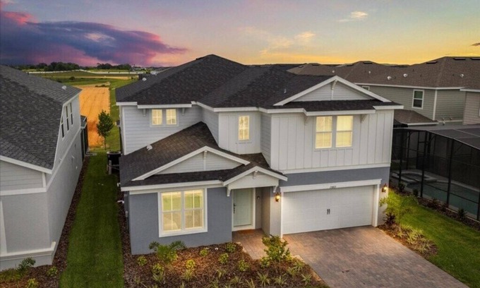 Four Corners Casa | 8 Bedrooms/6 Bathrooms/Windsor Cay (15803CC)