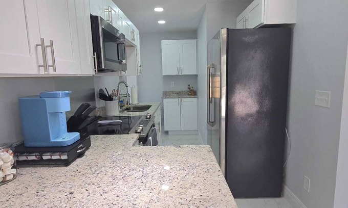 Temple Crest Apartamento | #8 Bush Gardens suite