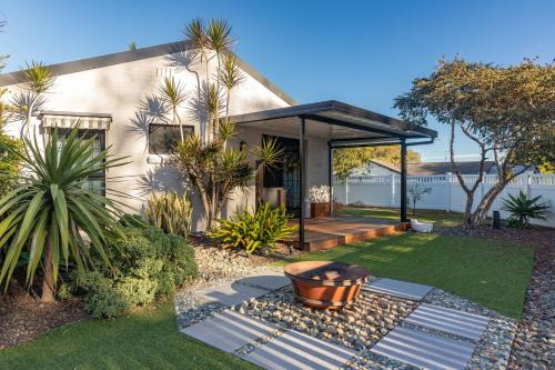 Forster Casa | 8 Elizabeth Parade