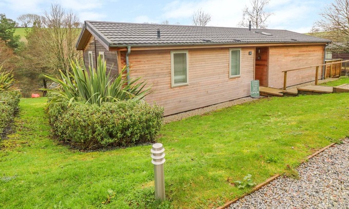 Looe Casa | 8 Lake View