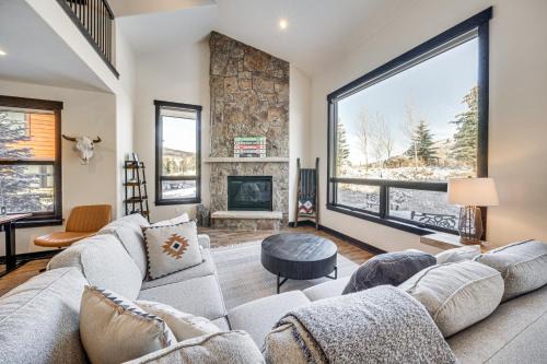 South Forty Casa | 8 Mi to Keystone Resort Mtn-View Townhome