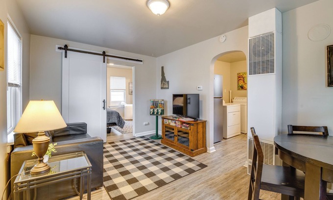 Twin Falls Cabaña | 8 Mi to Shoshone Falls: Pet-Friendly Getaway!