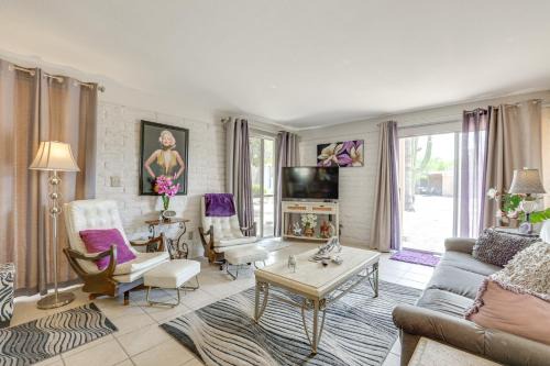 North Scottsdale Apartamento | 8 Mi to TPC Scottsdale Quiet Condo with Pool Access