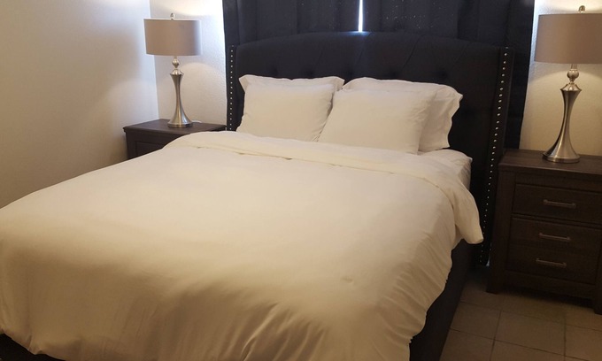 Winchester Apartamento | 8 Min to the strip, w/ Kitchen