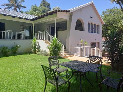 Bedfordview Cama Y Desayuno | 8 on Acacia Guesthouse