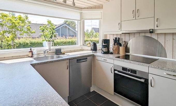 Skastrup Strand Casa | 8 person holiday home in Bogense