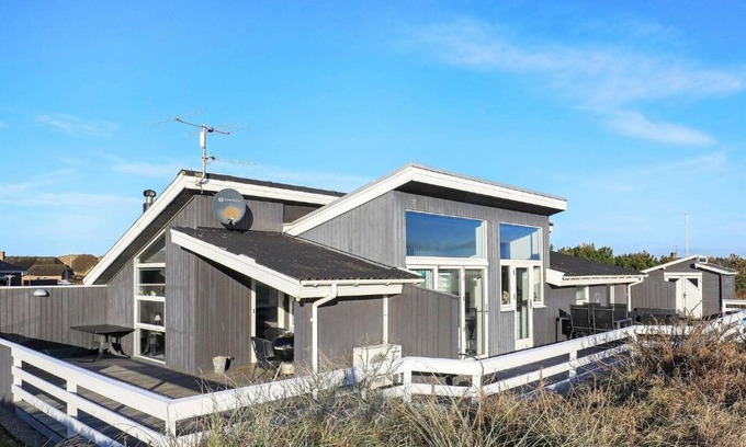 Klegod Strand Casa | 8 person holiday home in Ringkøbing