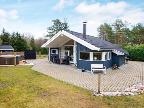 Øksenmølle Casa | 8 person holiday home in Ebeltoft-By Traum