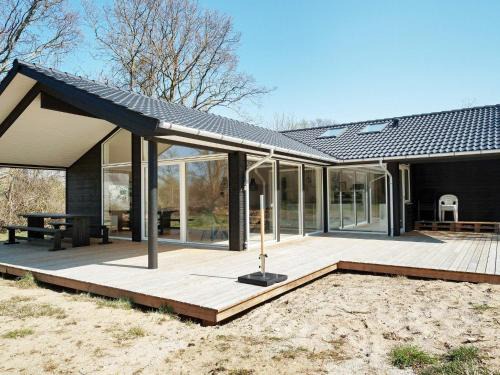 Hundested Casa | 8 person holiday home in Hundested
