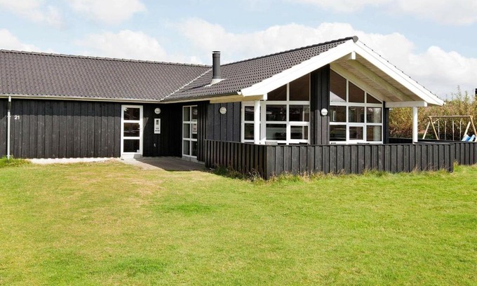 Rindby Strand Casa | Modern Holiday Home in Fan With Sauna