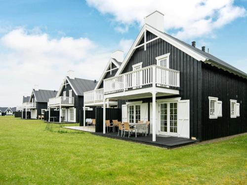 Gjern Casa | 8 person holiday home in Gjern-By Traum