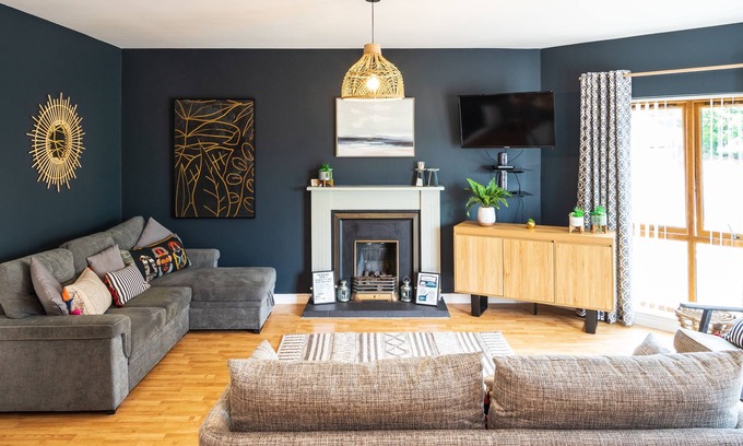 Ballycastle Casa | 8 The Abbey
