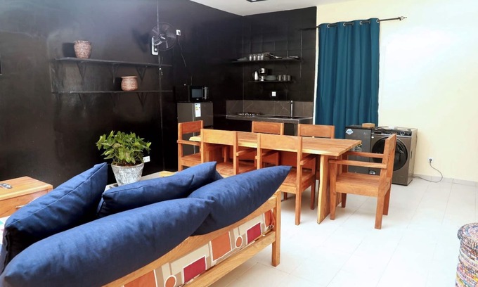Ngaparou Apartamento | 80 meters from the beach, apartment with 1 living room + 1 bedroom + 2 bathrooms.