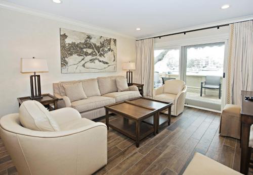 Harbour Town Casa | 800 Clipper Court at The Sea Pines Resort