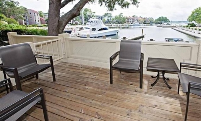 Sea Pines Casa | 800 Clipper Court at The Sea Pines Resort