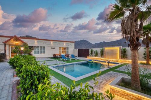 Al Gissemari Casa | 800 Mountain Resort Vacation House