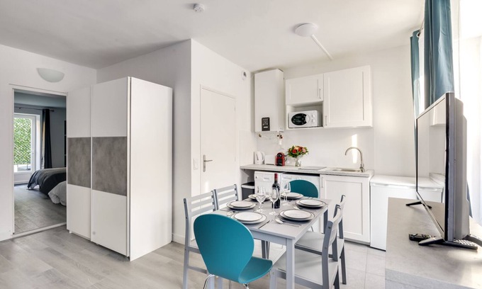 Bagnolet Apartamento | 801 Suite Luxurys - Superb Apartment