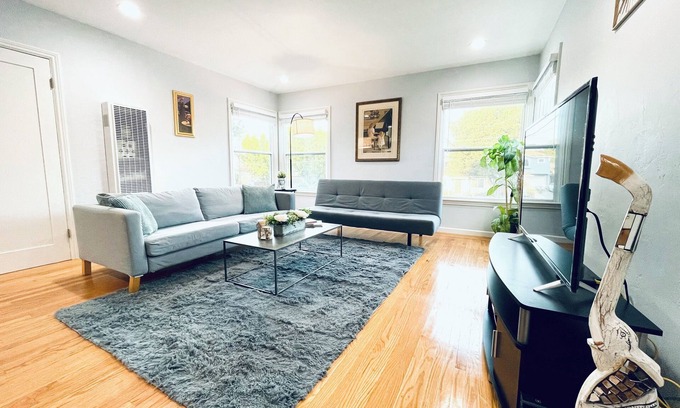 Central San Mateo Casa | 804 SanMateo Comfortable 2BR Home/WiFI & Free Parking