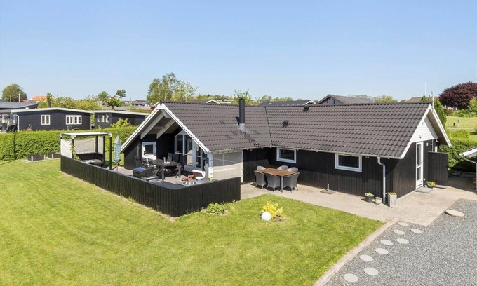 Ronde Casa | 8104 Rønde - Valmuevej 19