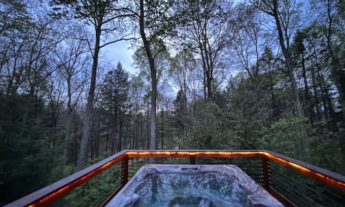 Hico Cabina | 83 Acres | Cabin Hot-tub+FirePit+Orchard ~NR Gorge