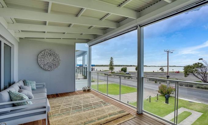Goolwa South Casa | 83 Barrage Rd - A Riverside Stunner!