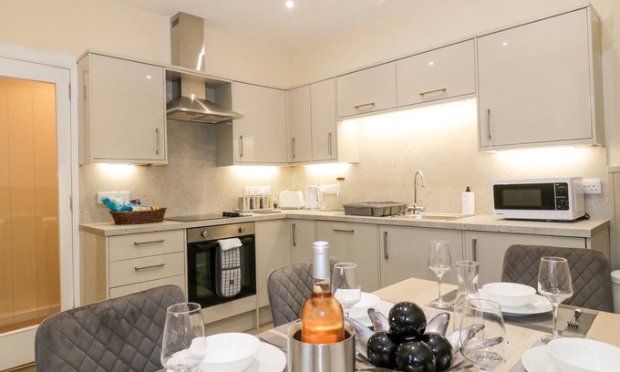 Jedburgh Cabaña | 85C Bongate