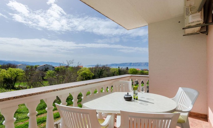 Povile Apartamento | 86 m² Apartamento ∙ 3 habitaciones ∙ 5 huéspedes