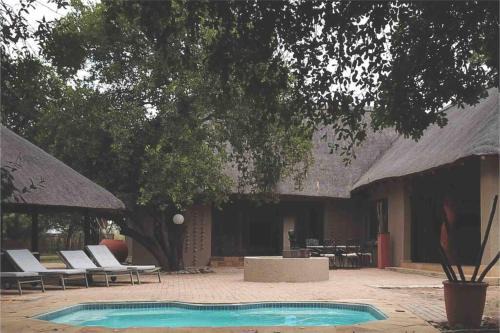 Leeupoort Casa | 86 Zebula 12 Sleeper Lodge