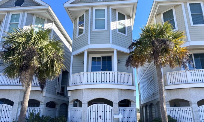 Bonito Boathouses Casa | 871 Bonito - Marsh & Canal Views