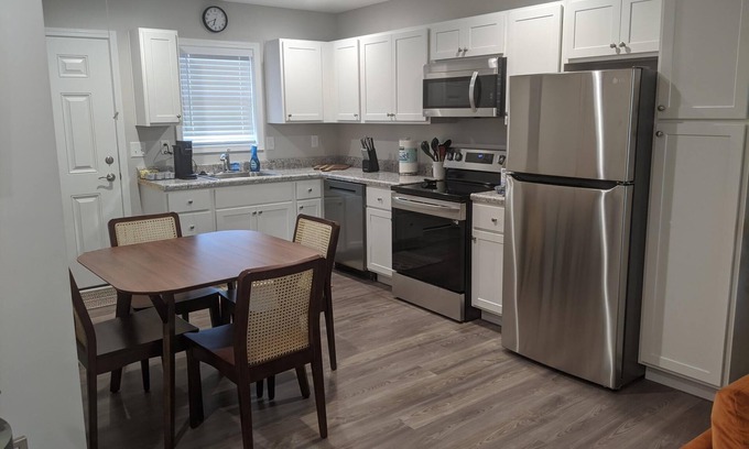 Washington Court House Apartamento | 871 Gregg St New 2 Bed Apt Fully Furnished.