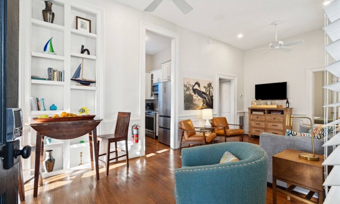 Downtown Charleston Casa | 178 St Philip St, a una cuadra de King Group potencial + estacionamiento. Histórico y chic