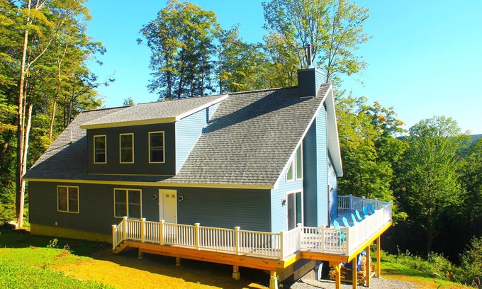 West Wardsboro Casa | 8mins Mount Snow - NEW Cabin 3600SF - Game Room - 20%OFF