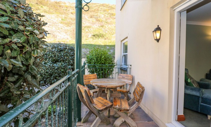 Newquay Cabaña | 9 Beachcombers Apartments
