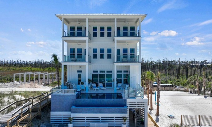 Port St. Joe Casa | Hawk's Nest: Luxurious 9 BR Beachfront Mansion | Infinity Pool | Hot Tub | Indoor Slide | Sleeps 27!