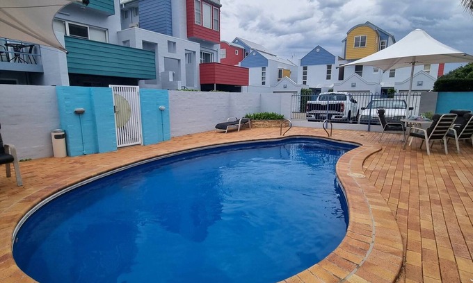 Batemans Bay Apartamento | 9 By the Clyde, Central Location in Batemans Bay