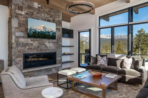 Big Sky Casa | 9 Deep Forest Drive by Moonlight Basin Lodging